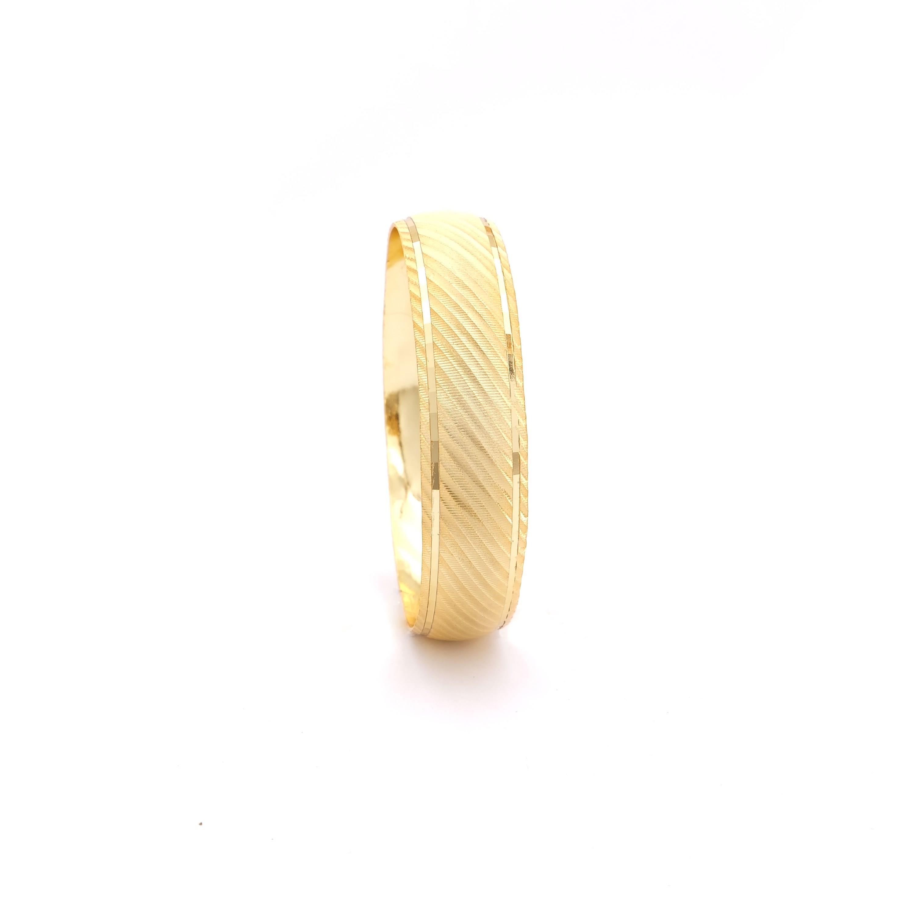Altın Kaplama Yan Çizgili Model 1.5 cm İmitasyon Bilezik BLZ-3135