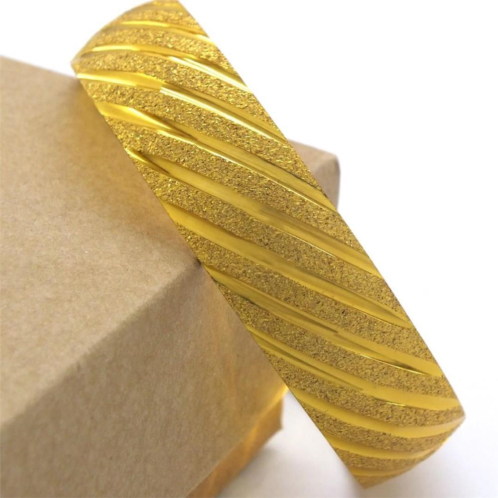 Altın Kaplama Yan Çizgili Simli 1.5 cm Bilezik BLZ-3070