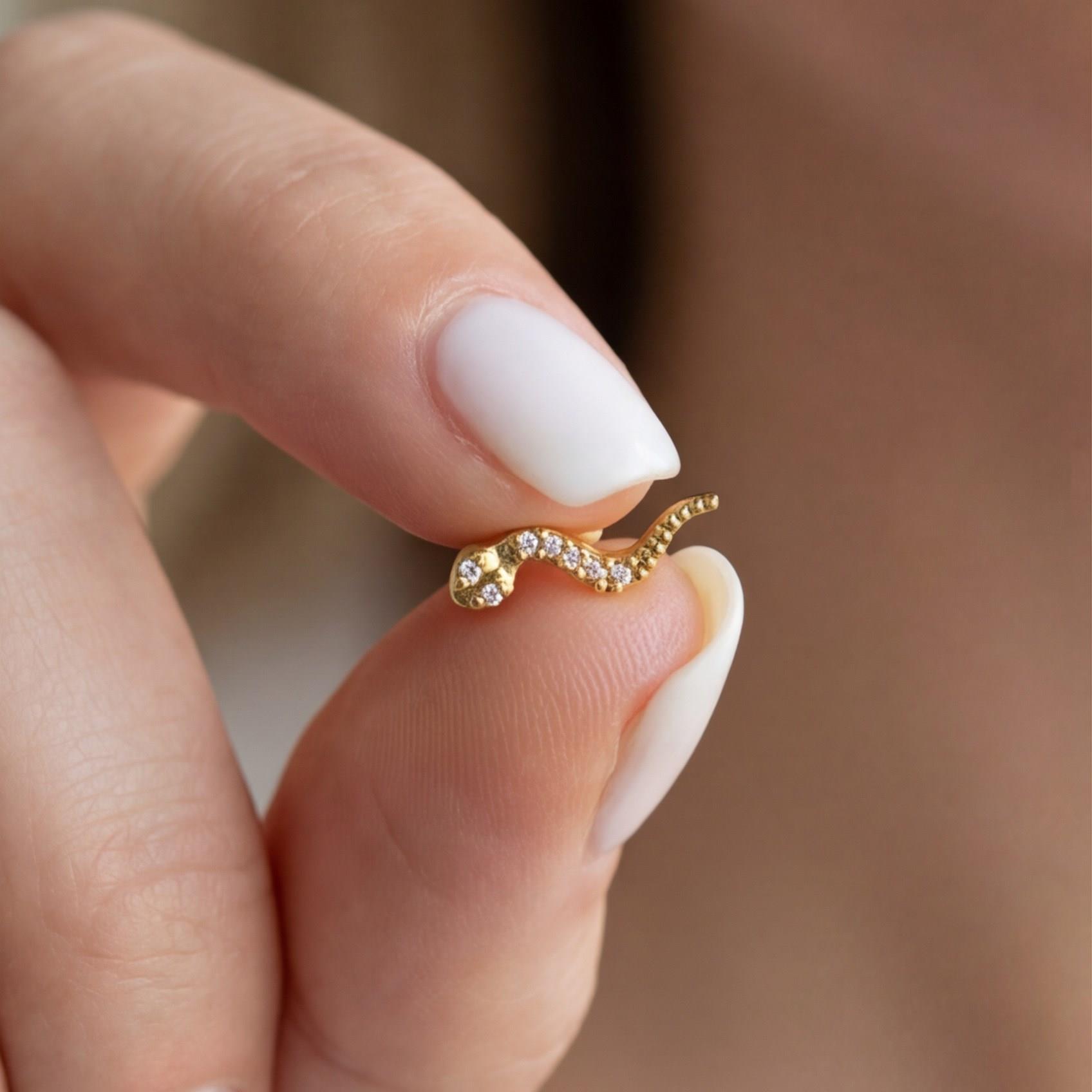 Altın Kaplama Zirkon Taşlı Yılan Şekilli Piercing PRC-144