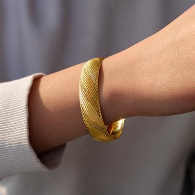 22 Ayar Altın Kaplama Kumlu İmitasyon Kadın Bilezik 15mm BLZ-1356 |