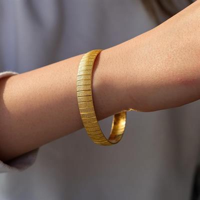 22 Ayar Altın Kaplama İmitasyon Çizgili Bilezik 1 cm BLZ-3005