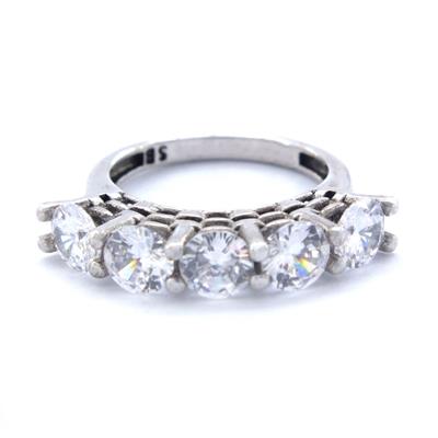 925 Ayar Gümüş Zirkon Baget Taşlı 5 Taş Kadın Yüzük GKY-118