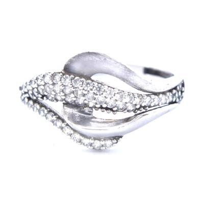 925 Ayar Gümüş Zirkon Taşlı Kadın Yüzük GKY-170