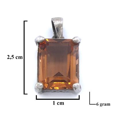 925 Ayar Kare Gümüş Çerçeveli Zultanit Taşlı Kolye Ucu GKU-102