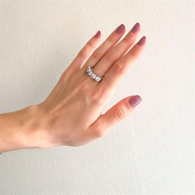 925 Ayar Gümüş Zirkon 5 Taşlı Kadın Yüzük GKY-109