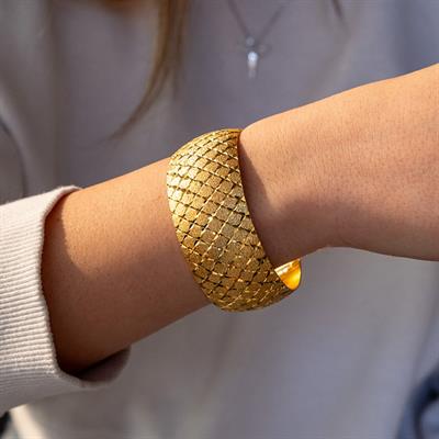 Altın Kaplama Baklava Desenli Mega Bilezik 30mm Kalınlık BLZ-1139