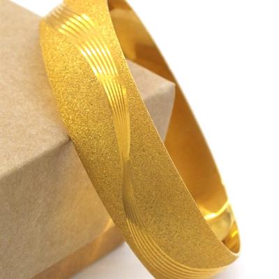 Altın Kaplama Dalgalı Simli 1.5 cm Bilezik BLZ-3054