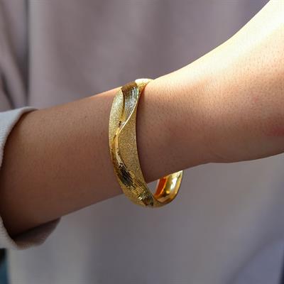 Altın Kaplama Dalgalı Simli 1.5 cm Bilezik BLZ-3054