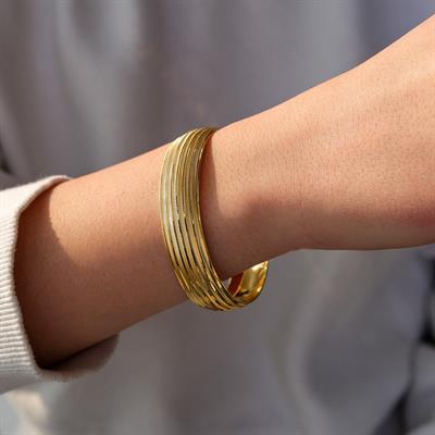 Altın Kaplama Dik Çizgili 1.5 cm Bilezik BLZ-3076