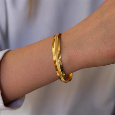 Altın Kaplama Dik Çizgili Bilezik 0.8 cm BLZ-3052