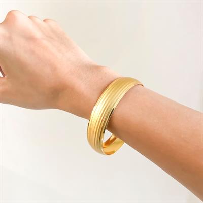 Altın Kaplama Düz Çizgili 1.5 cm Bilezik BLZ-3057