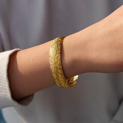 Altın Kaplama Lotus Çiçeği Motifli Bayan Bilezik BLZ-1461