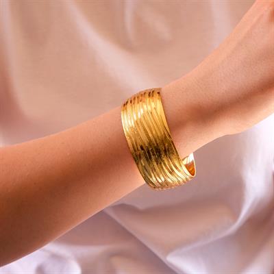 Altın Kaplama Mega Çizgili Bilezik 30mm Kalınlık BLZ-1147