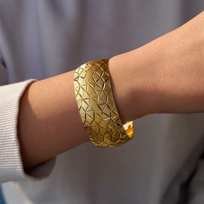 Altın Kaplama Noktalı Cam Kırığı Model Bilezik 3 cm BLZ-3080