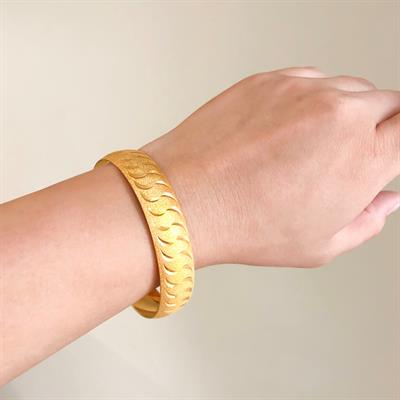 Altın Kaplama Simli Çizgili 1.5 cm Bilezik BLZ-3056