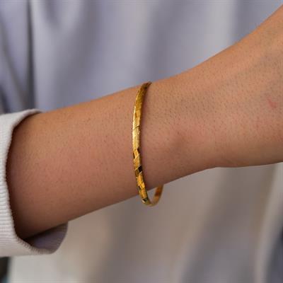 Altın Kaplama Yan Çizgili 5 mm Bilezik BLZ-3059