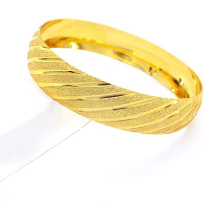 Altın Kaplama Yan Çizgili Bilezik 1.5 cm BLZ-3045