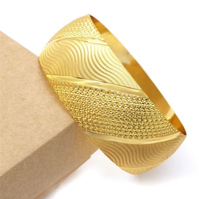 İmitasyon Bilezik Altın Kaplama Noktalı Dalgalı Model  3 cm BLZ-3082