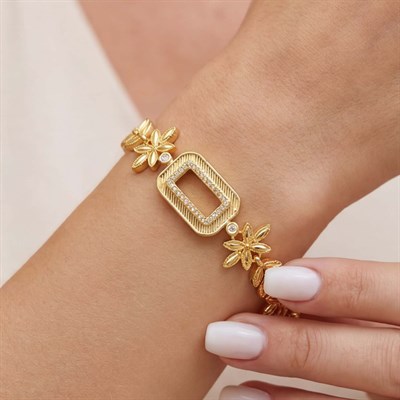 Gold-Plated Flower Patterned Engraved Gram Frame Bracelet BLK-1292