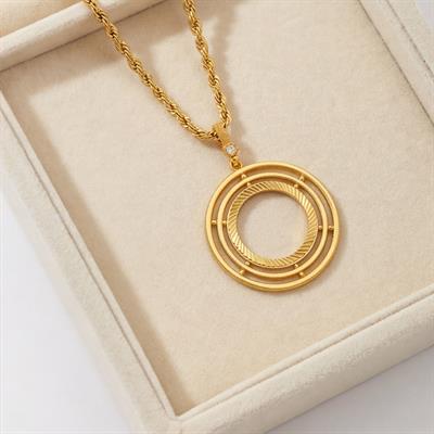 Altın Kaplama İmitasyon Ajda Model Tam Çerçeve İçi Boş Kolye Ucu TGR-732