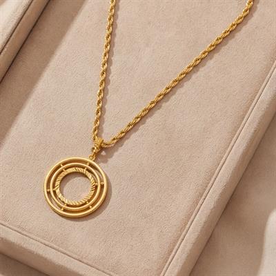 Altın Kaplama İmitasyon Ajda Model Yarım Çerçeve  İçi Boş Kolye Ucu TGR-730