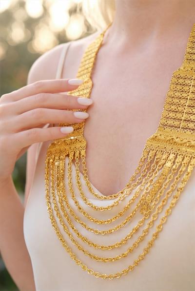 Altın Kaplama İşlemeli Akıtma Kolye KLY-669