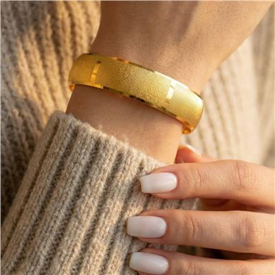 Altın Kaplama Parçalı Düz Ve Simli 1.5 cm Bilezik BLZ-3064