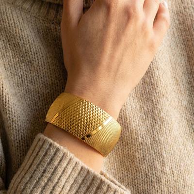 Altın Kaplama Yatay Çizgili  Bilezik 3 cm BLZ-3039