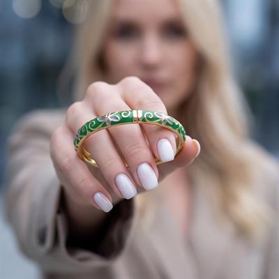 Altın Kaplama Yeşil Çiçekli Mineli Kadın Kelepçe BLZ-665