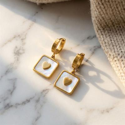 Çelik Sallantılı Küpe Altın Kaplama Kalp Detaylı Model UNK-812