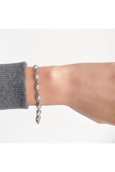 Çelik Su Yolu Oval Geçişli Zirkon Taş Şık Kadın Bileklik Blk-482