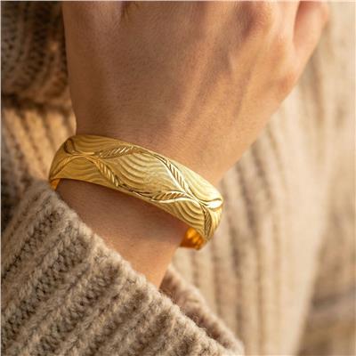 İmitasyon Bilezik Altın Kaplama 1.5 cm Dalgalı Model BLZ-3091