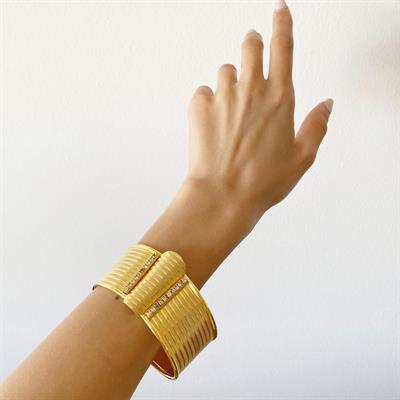 İmitasyon Trabzon Hasırı Altın Kaplama Zirkon Taşlı Kelepçe BLZ-157