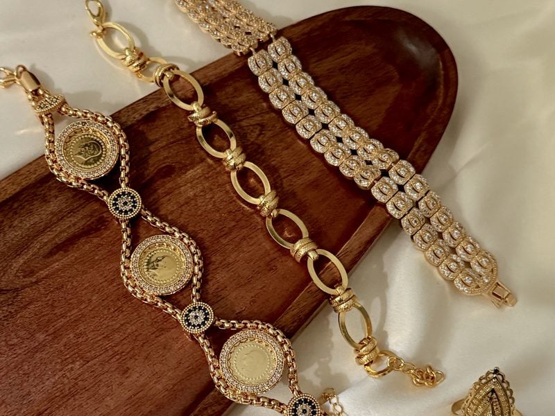 Frame gold-plated bracelets