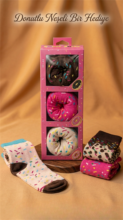 3'lü Donut Kutulu Renkli Hediyelik Çorap