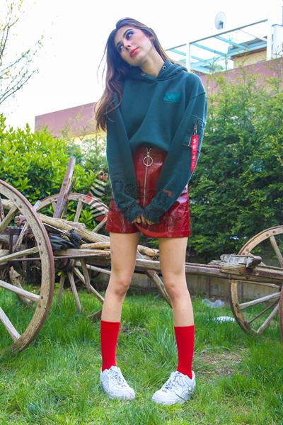 Düz Kırmızı Basic Unisex Çorap