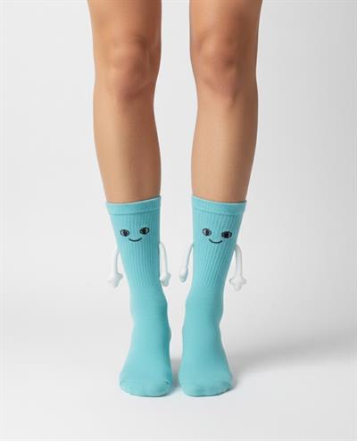 El Ele Tutuşan Mavi Atletik Çorap