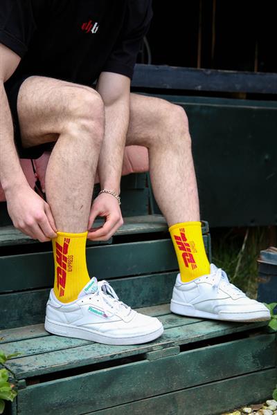 Turuncu Dhl Express Desenli Atletik Unisex Çorap