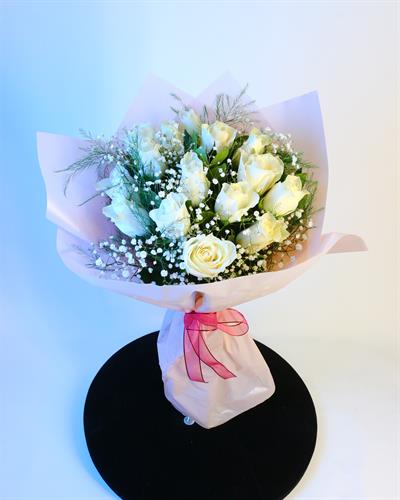 15 Beyaz Gül Buketi