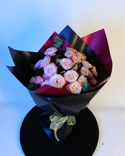 Açık Pembe Çardak Gül Buketi