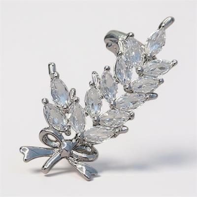 Silver Zirkon Taşlı Çiçek Kıkırdak Küpe