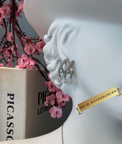 Özel Seri Damla Zirkon Taş Sallantılı X Model  Silver Luxury Series Küpe