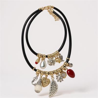 Marka Model 2li Charm Uçlu Kordon Kolye Set