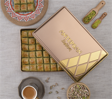 Antep Fıstıklı Özel Kesim Baklava Özel Hediye Kutulu 850 G
