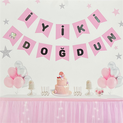 Pembe Zemin Gümüş Varaklı İyi Ki Doğdun Banner