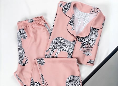 ملابس النوم