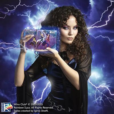 BEWARE OF WITCHES EYESHADOW PALETTE  magicalpower