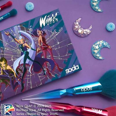 BEWARE OF WITCHES EYESHADOW PALETTE  magicalpower