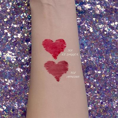 FROSTY KISS LIP BALM  magicalpower 301  ICE DAGGER