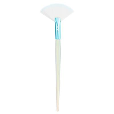 Highlighter brush  crystalcuties
